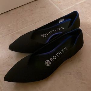 Rothy’s The Point flat size 5